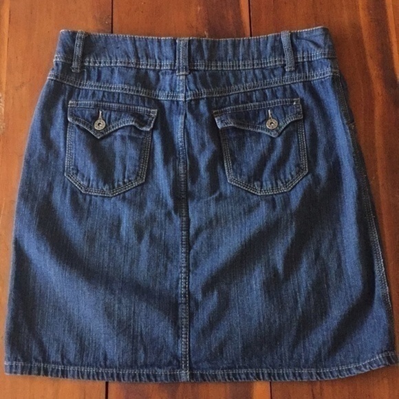 $10 SALE Denim Mini Skirt Pockets Casual Minimalist Jeans Faded Glory Women’s - Picture 3 of 4